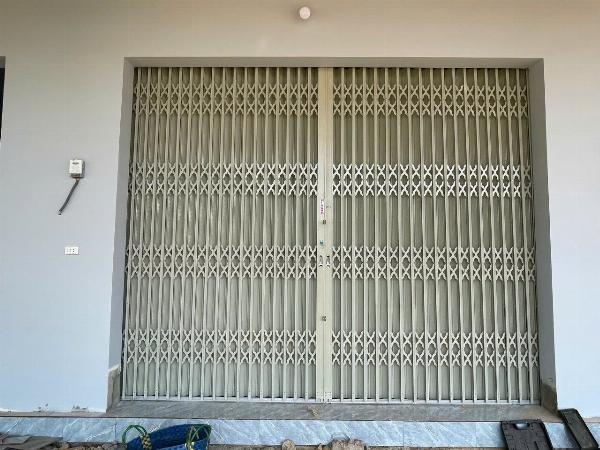 CỬA KÉO ĐỨC 01