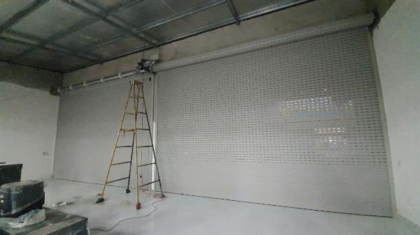 CỬA CUỐN KHE THOÁNG 02