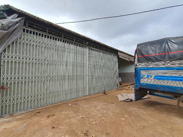 CỬA KÉO ĐỨC 02