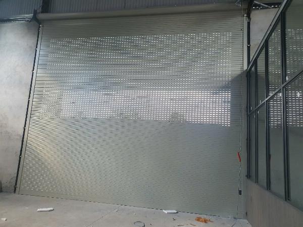 CỬA CUỐN KHE THOÁNG 04