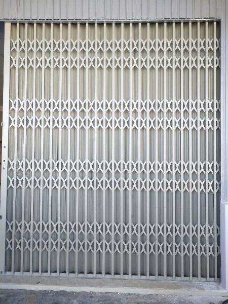 CỬA KÉO ĐỨC 05